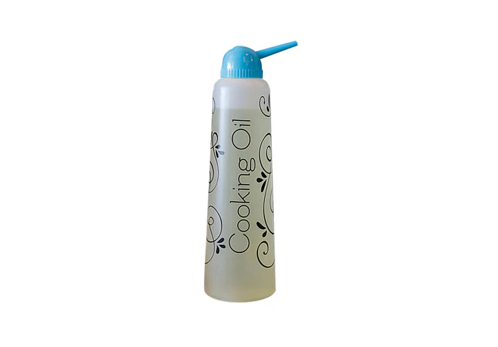 Oil Dispenser with Micro-Nozzle by Butterie