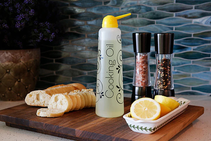 Oil Dispenser with Micro-Nozzle by Butterie